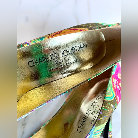 CHARLES JOURDAN PARIS FRANCE 1990s VINTAGE SILK FLORAL HIGH HEELS STUNNING - Picture 3 of 9